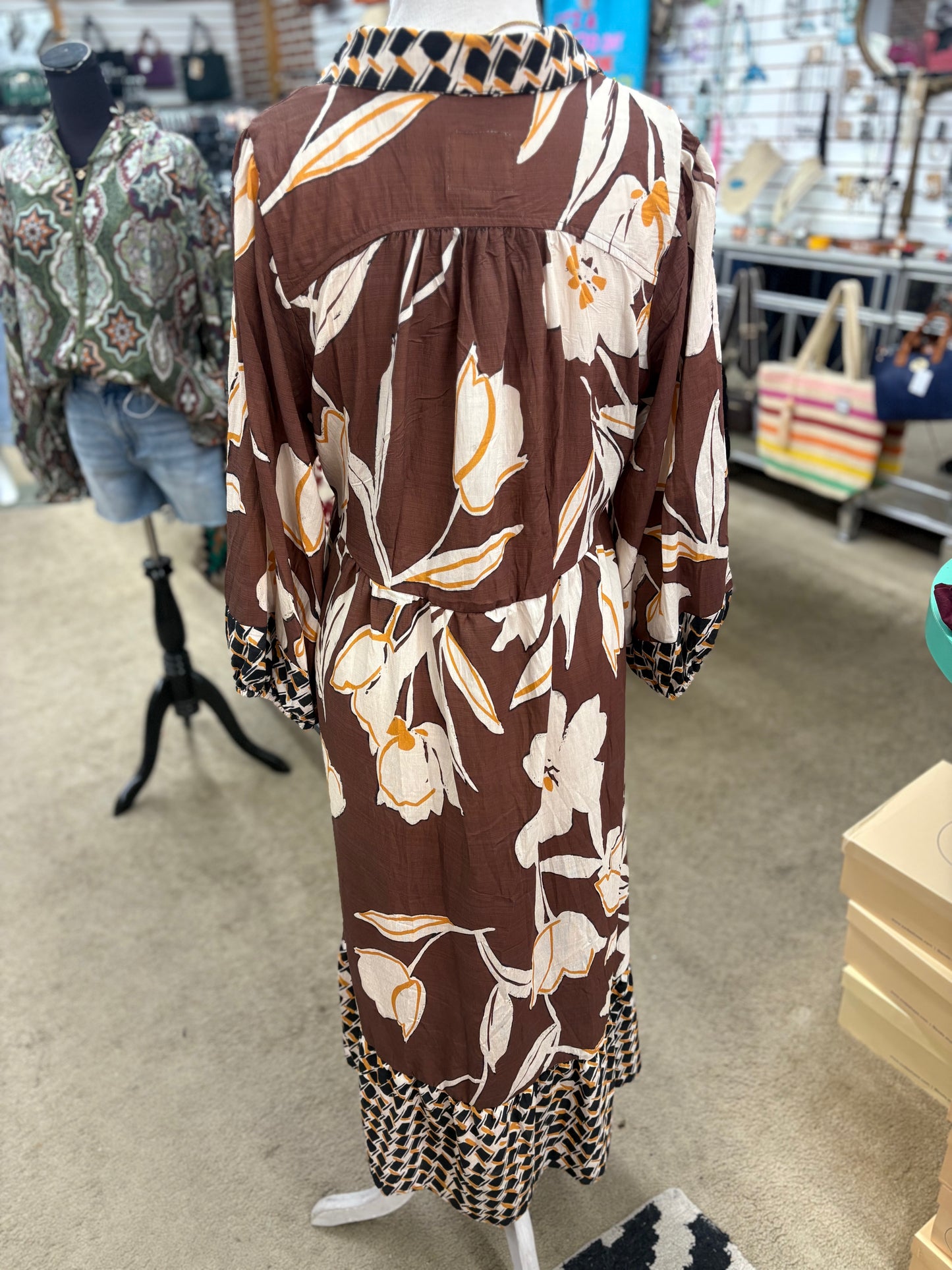 Floral Contrast Trim Maxi Dress