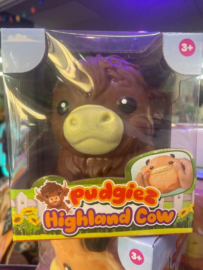 Pudgiez Highland Cow
