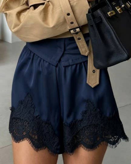 Lace Hem Elastic Waist Solid Loungewear Shorts