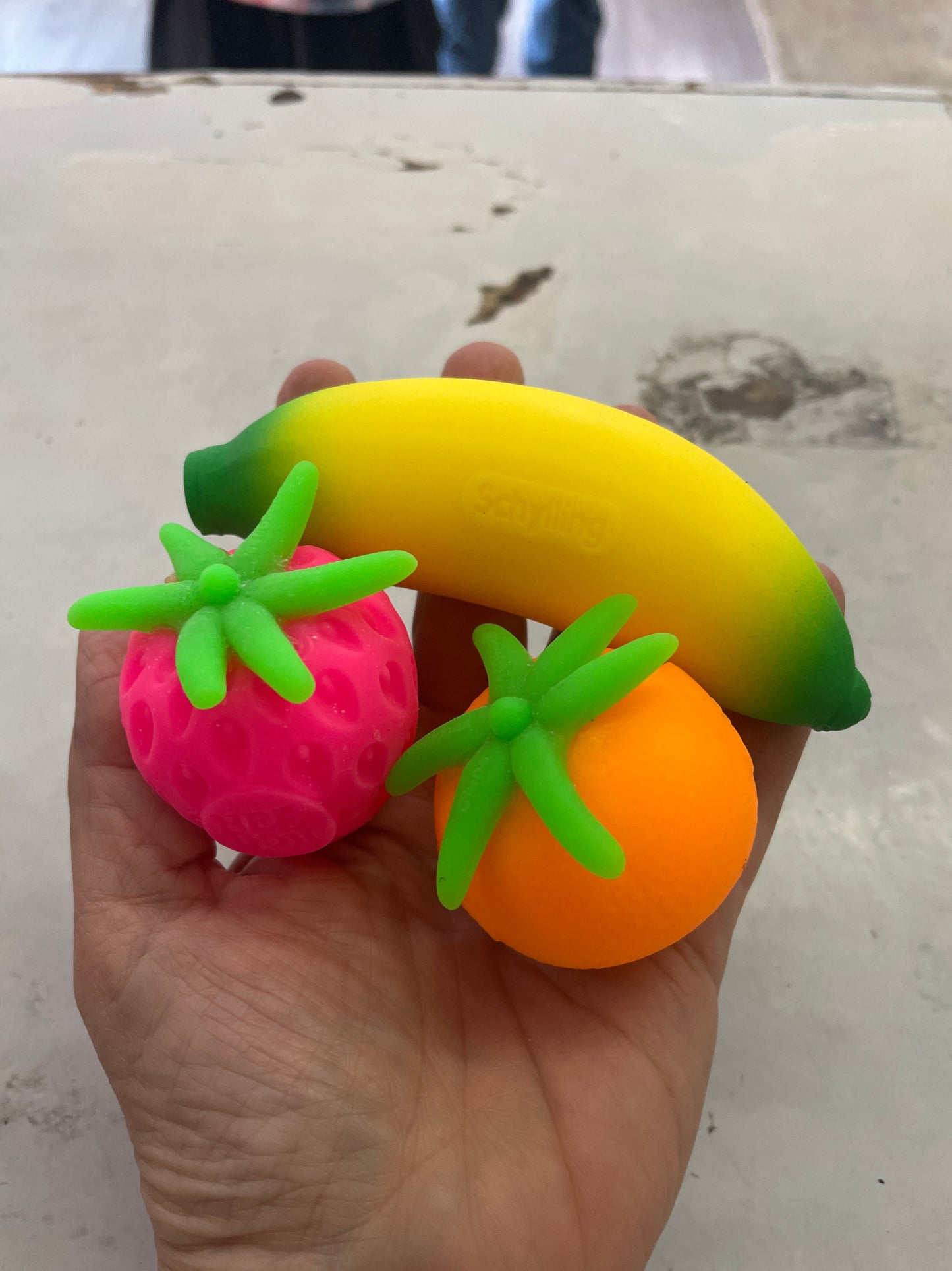 NeeDoh Groovy Fruit *limit 1*
