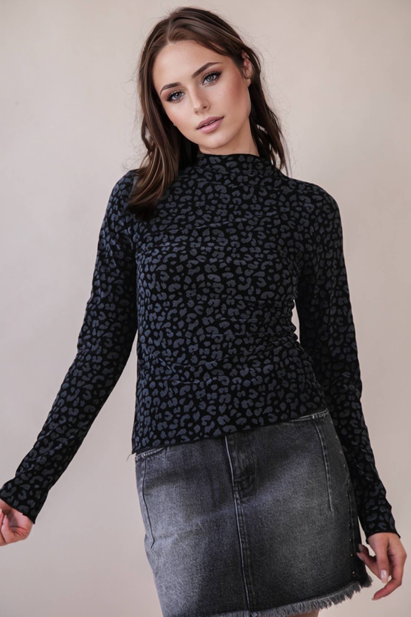 Leopard & Stone Fitted Top