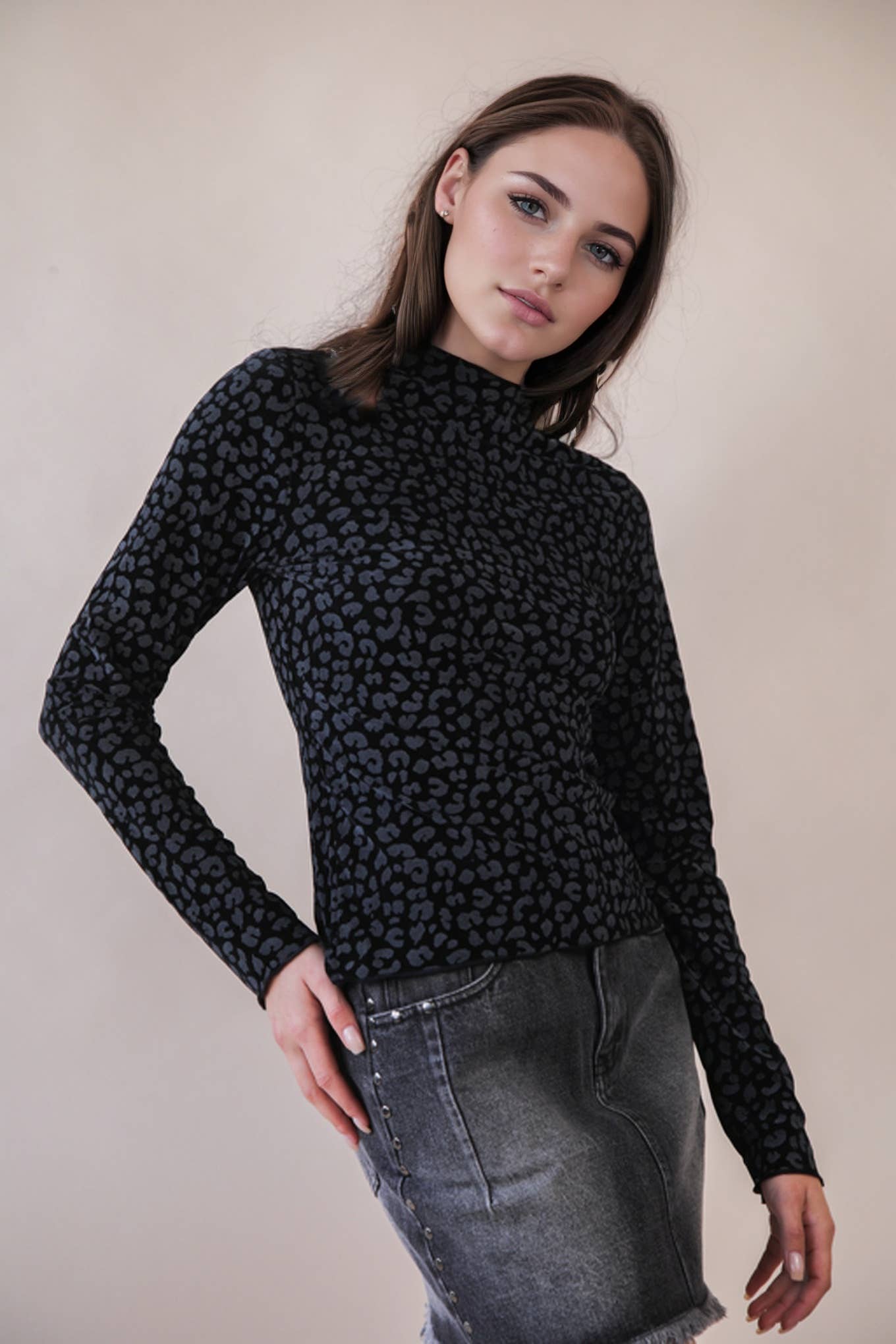 Leopard & Stone Fitted Top