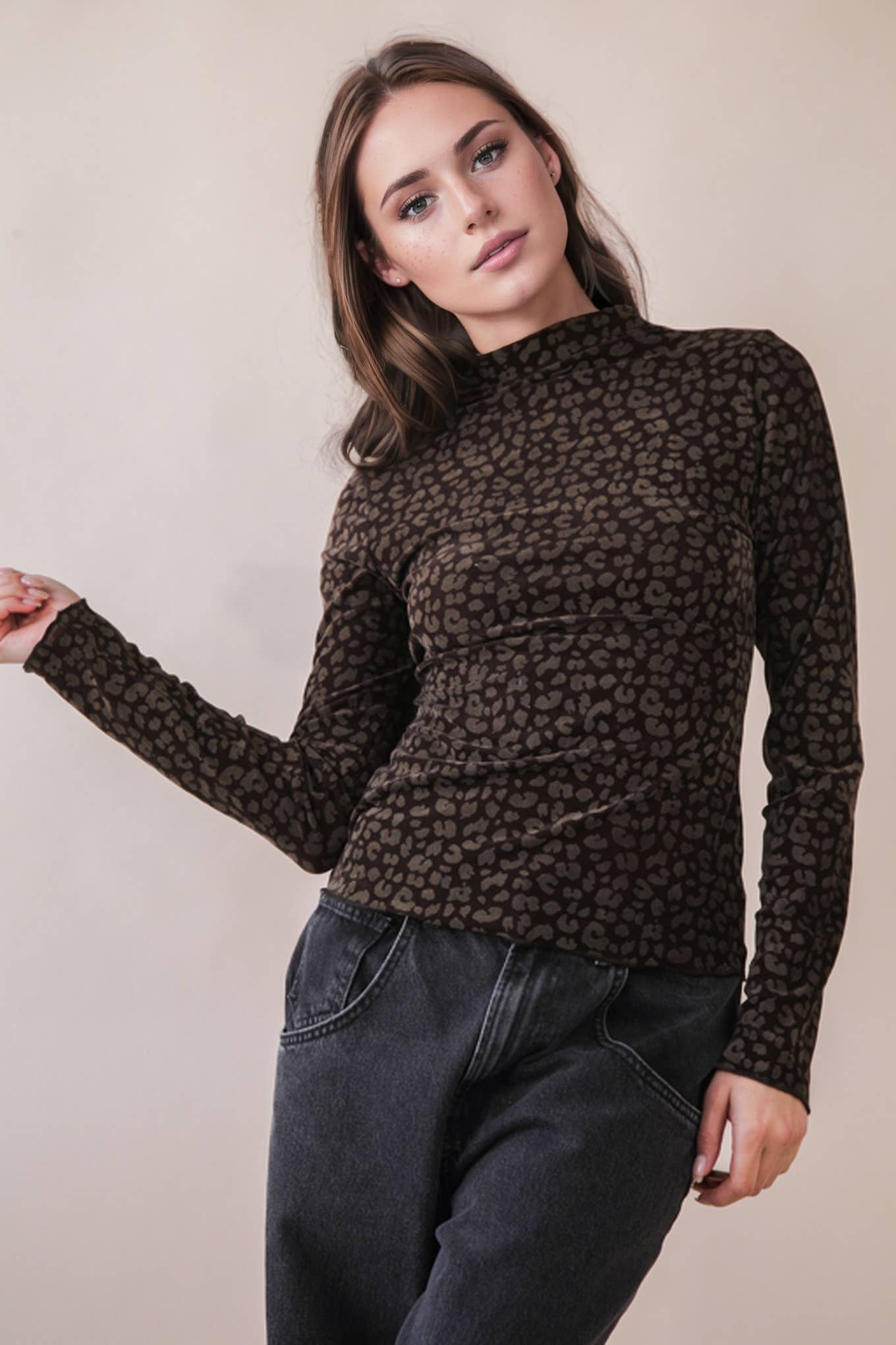 Leopard & Stone Fitted Top