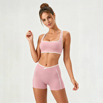Women's U-Neck Color Clash Bra And Shorts Two Piece Sets
