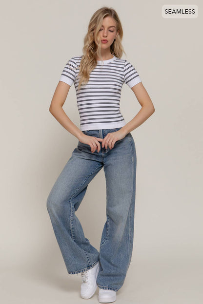 Short Sleeve Crew Neck Striped Seamless Top