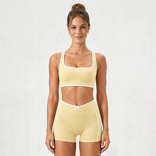 Women's U-Neck Color Clash Bra And Shorts Two Piece Sets
