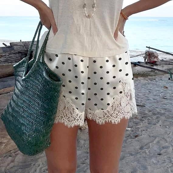 Romantic Polka Dots Lace Trim Elastic Mini Shorts