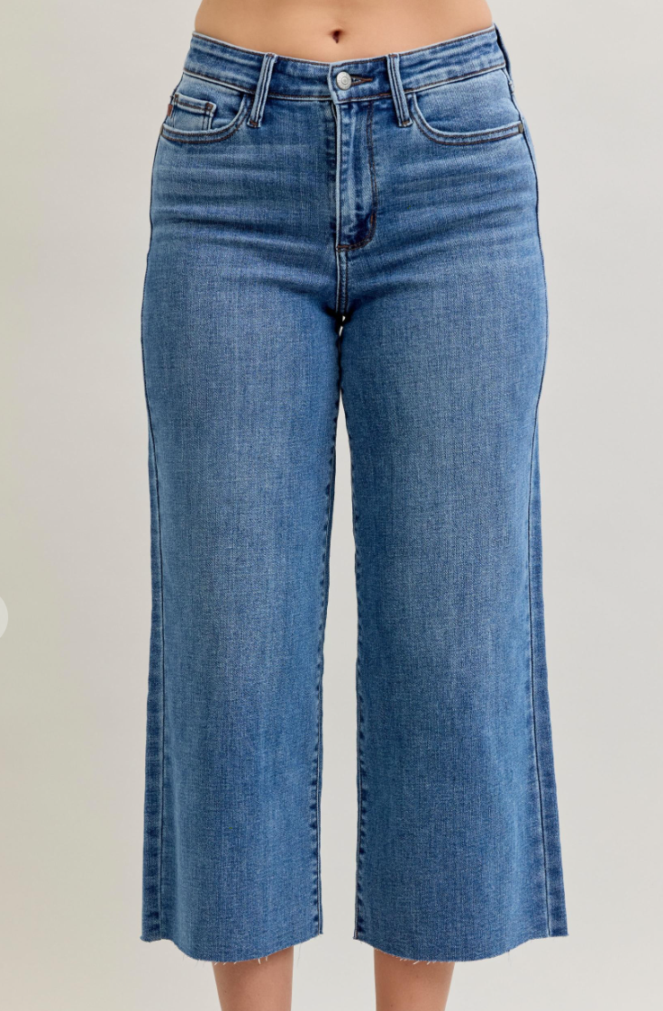 High Waist Wide Crop Classic Raw Hem