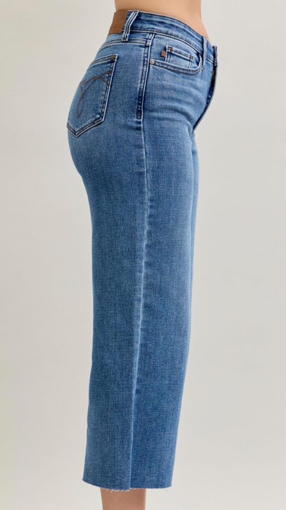High Waist Wide Crop Classic Raw Hem