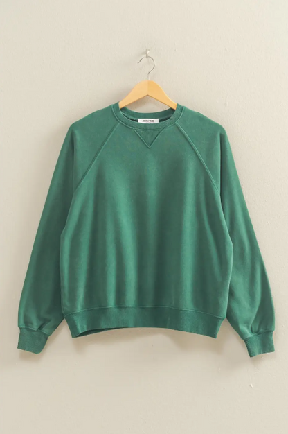 Mineral Washed Crew Neck Raglan Sleeve Sweatshirt