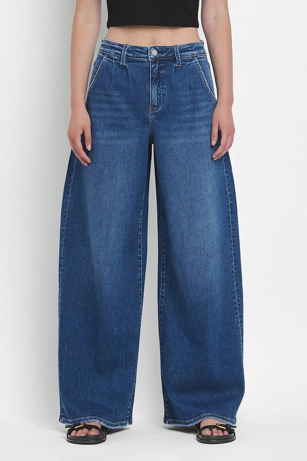 Arosa Super High Rise Pleated Wide Jeans by Vervet