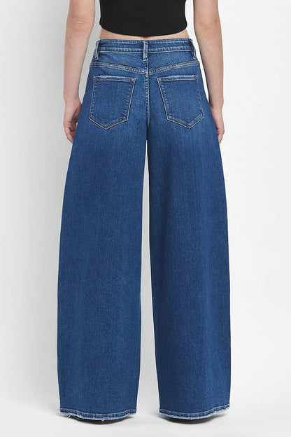 Arosa Super High Rise Pleated Wide Jeans by Vervet