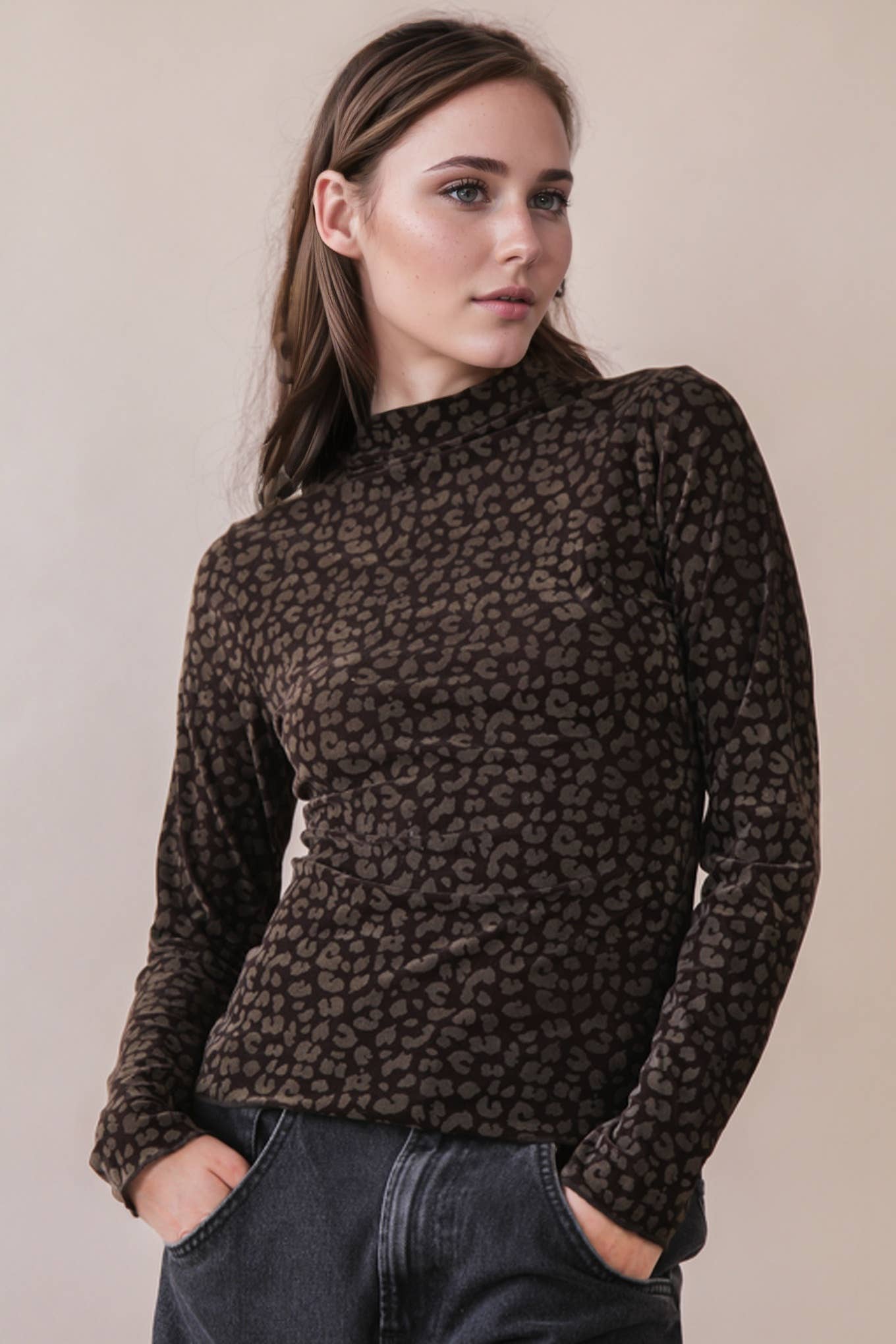 Leopard & Stone Fitted Top
