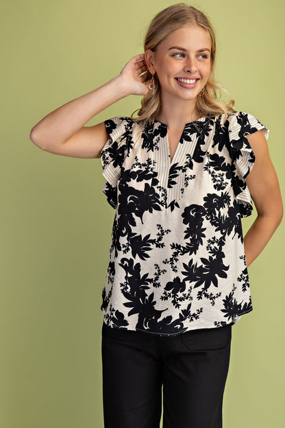 Floral Print Flutter Sleeve V-Neck Blouse with Trapunto Stitching